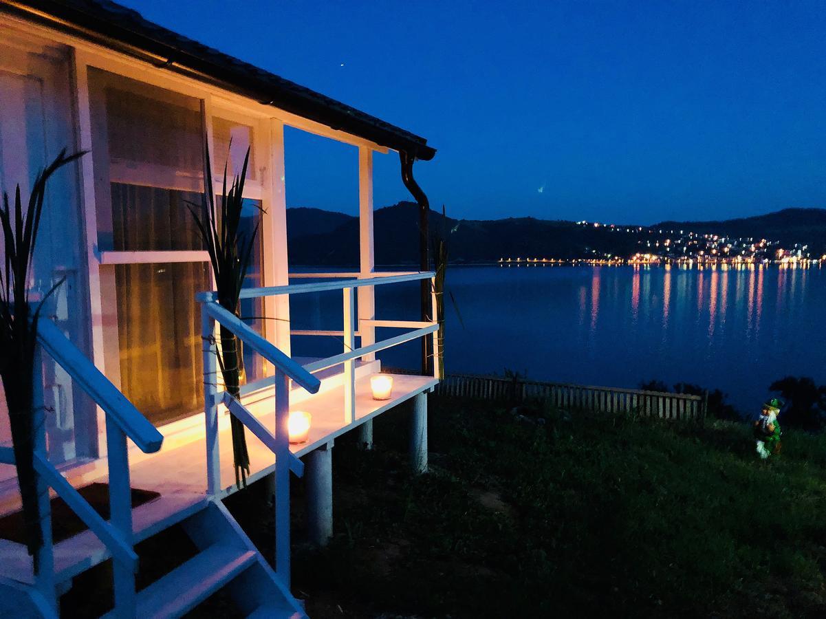 Villa Dream Tricule Svinita Esterno foto